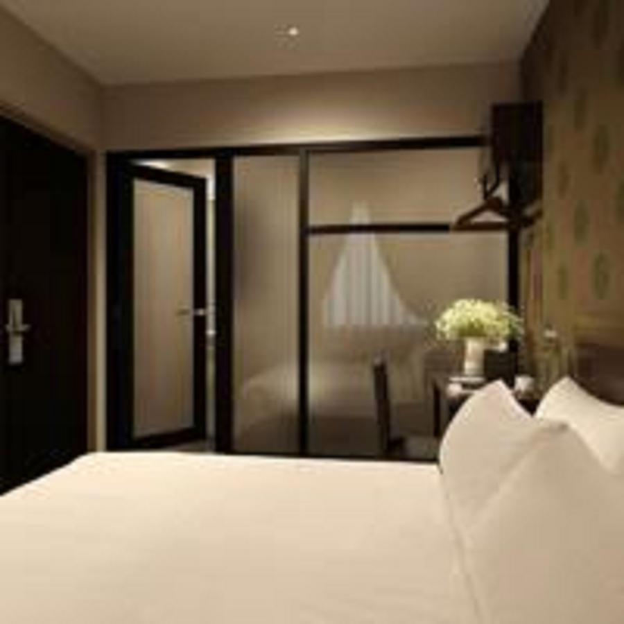 The Square Hotel Skudai Kültér fotó